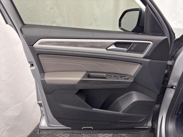 2023 Volkswagen Atlas Cross Sport 2.0T SE