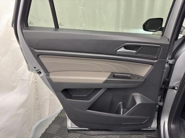 2023 Volkswagen Atlas Cross Sport 2.0T SE