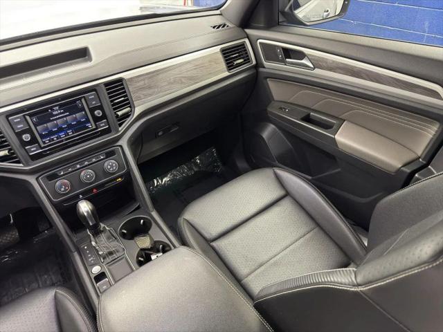 2023 Volkswagen Atlas Cross Sport 2.0T SE