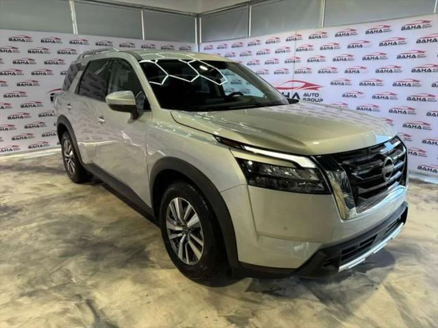 2025 Nissan Pathfinder SL FWD
