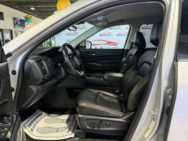 2025 Nissan Pathfinder SL FWD