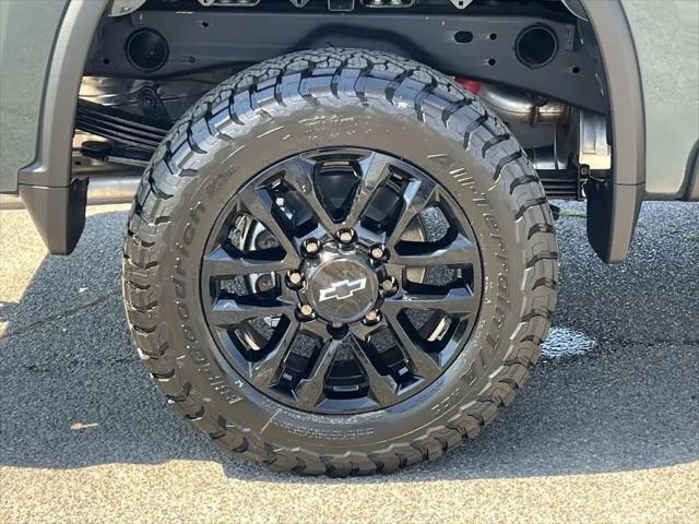2026 Chevrolet Silverado 2500HD Crew Cab, Standard Bed, LT, 4WD