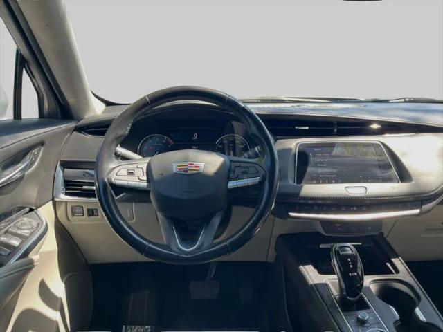 2021 Cadillac XT4 FWD Luxury