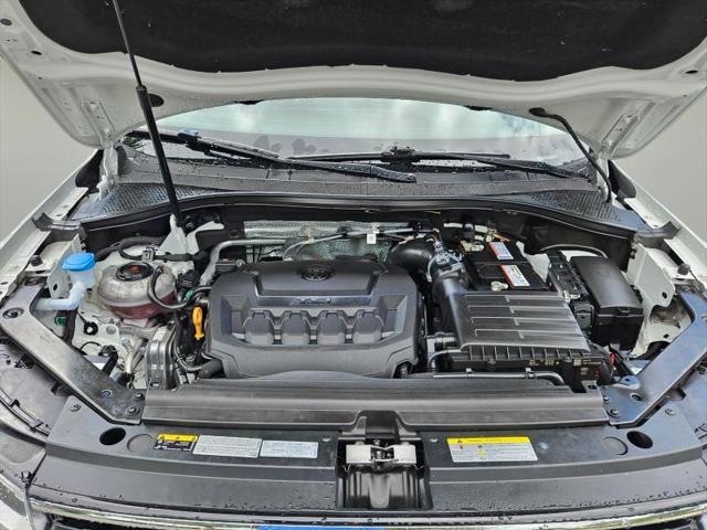 2022 Volkswagen Tiguan 2.0T SEL R-Line