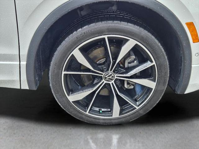 2022 Volkswagen Tiguan 2.0T SEL R-Line