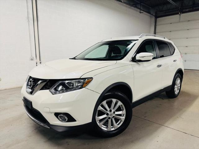 2015 Nissan Rogue SV for sale in Addison, IL