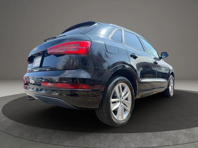 2017 Audi Q3 2.0T Premium