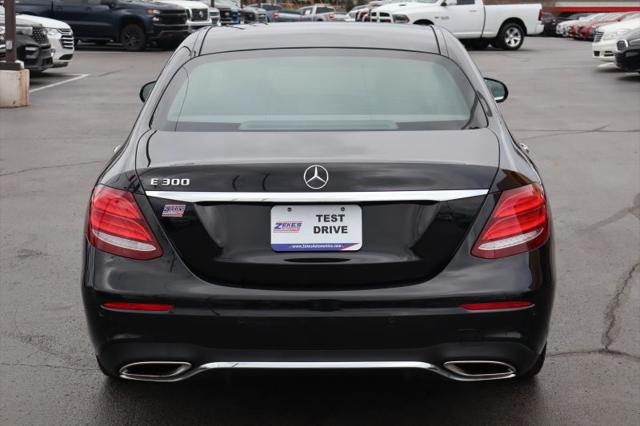 2017 Mercedes-Benz E-CLASS E 300 E 300