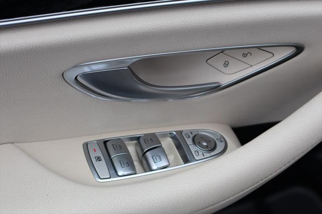 2017 Mercedes-Benz E-CLASS E 300 E 300