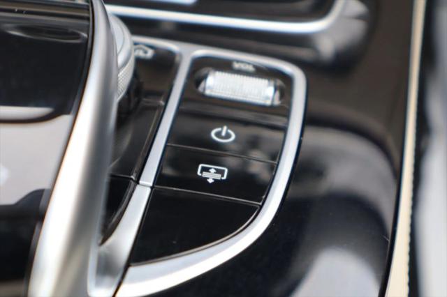 2017 Mercedes-Benz E-CLASS E 300 E 300