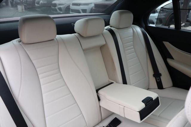 2017 Mercedes-Benz E-CLASS E 300 E 300