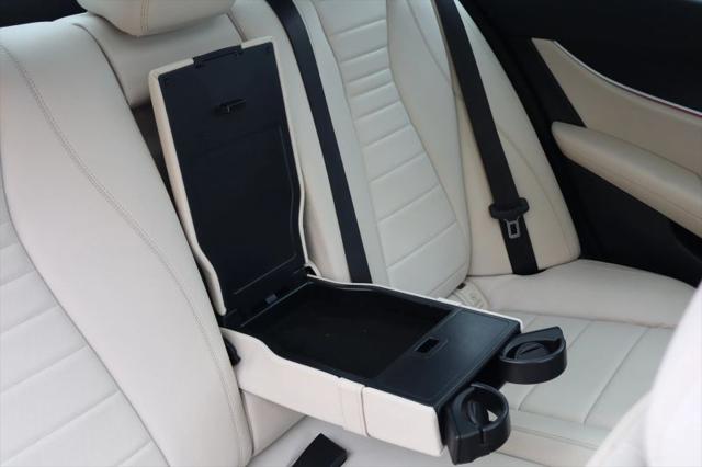 2017 Mercedes-Benz E-CLASS E 300 E 300