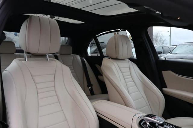 2017 Mercedes-Benz E-CLASS E 300 E 300