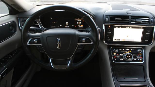 2018 Lincoln Continental Select