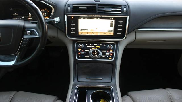 2018 Lincoln Continental Select