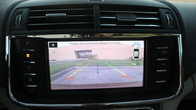 2018 Lincoln Continental Select