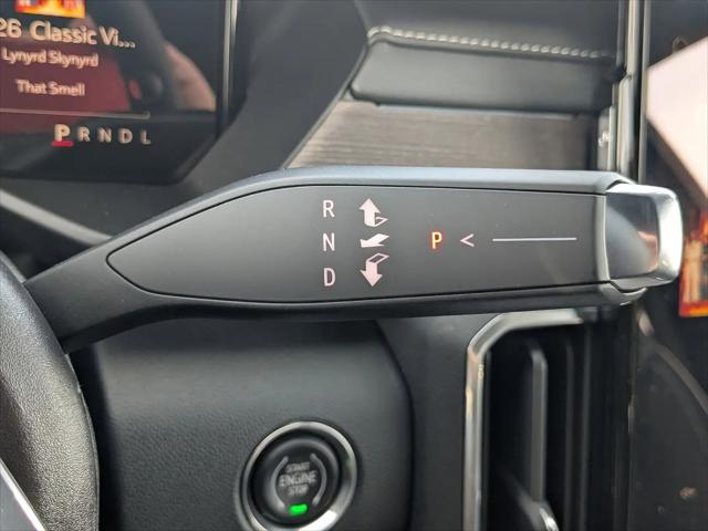 2026 GMC Acadia Denali AWD