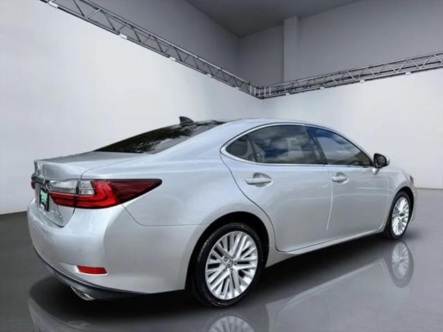2016 Lexus ES 350 350