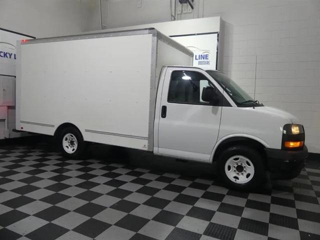 2019 GMC Savana Cutaway Work Van