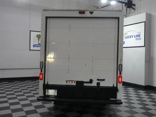 2019 GMC Savana Cutaway Work Van