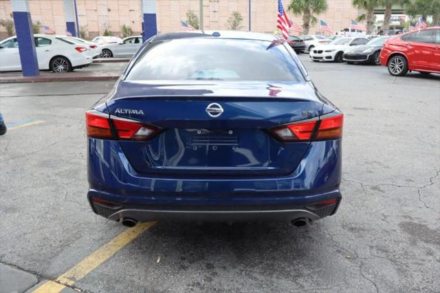 2020 Nissan Altima SR FWD