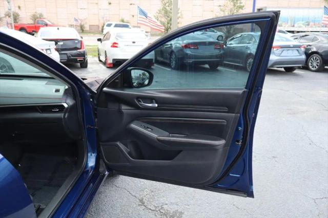 2020 Nissan Altima SR FWD