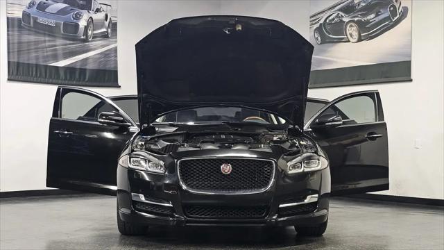 2018 Jaguar XJ R-Sport