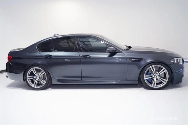 2014 BMW M5 Standard