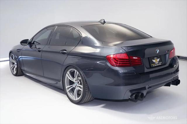 2014 BMW M5 Standard