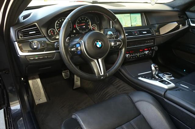 2014 BMW M5 Standard