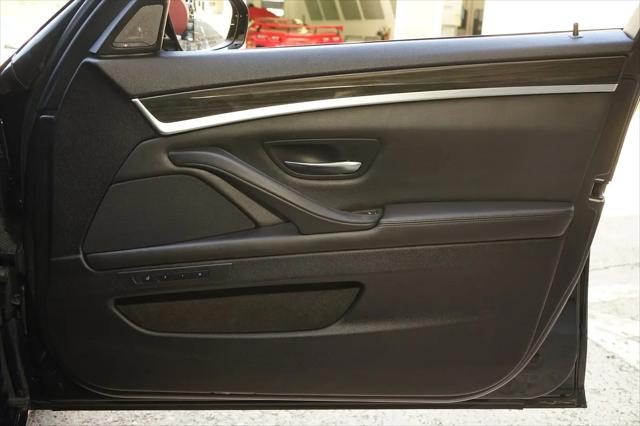 2014 BMW M5 Standard