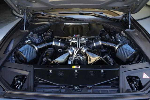 2014 BMW M5 Standard