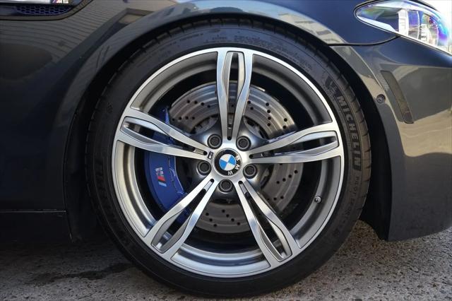 2014 BMW M5 Standard