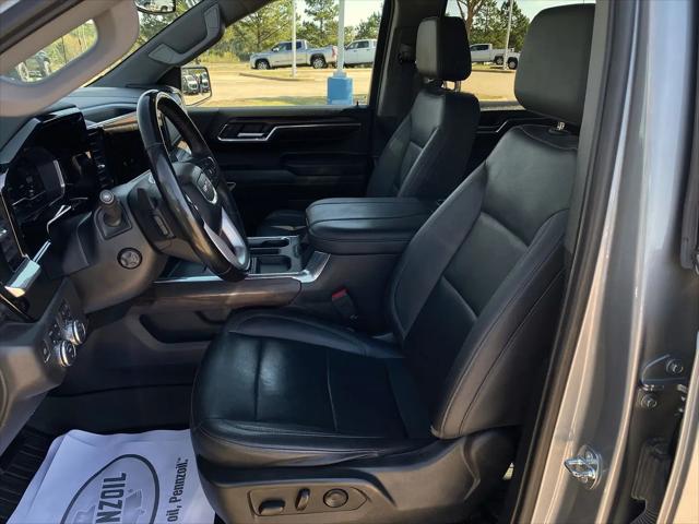 2023 GMC Sierra 1500 4WD Crew Cab Short Box SLT