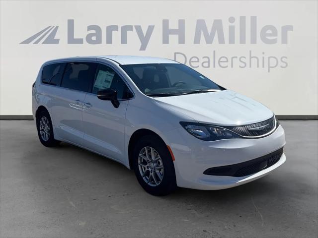 2026 Chrysler Voyager LX
