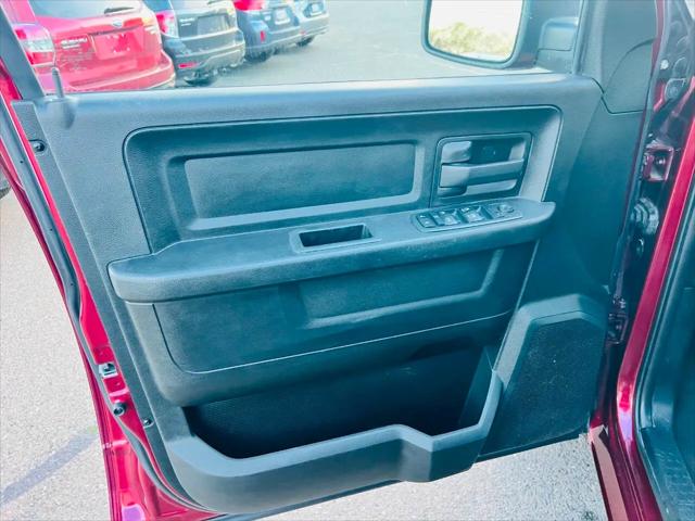 2019 Ram 1500 Classic Express Crew Cab 4x2 5'7" Box