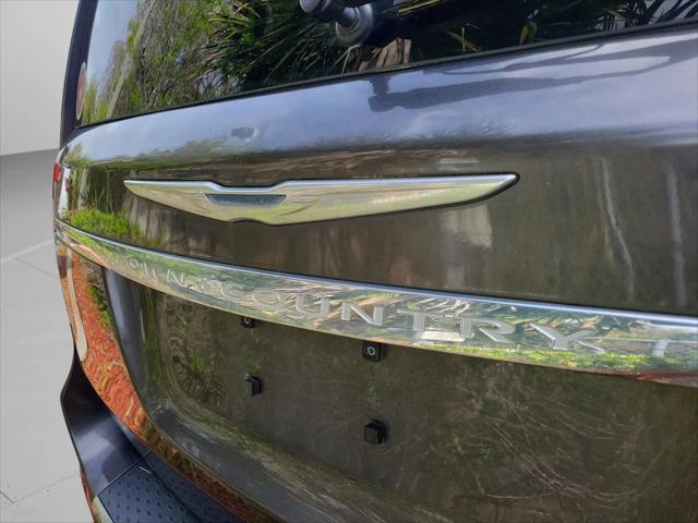 2015 Chrysler Town & Country Touring