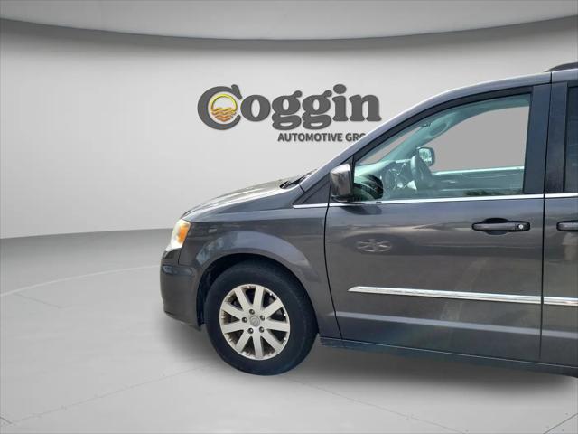2015 Chrysler Town & Country Touring