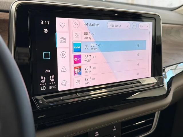 2026 Volkswagen Atlas SE with Technology
