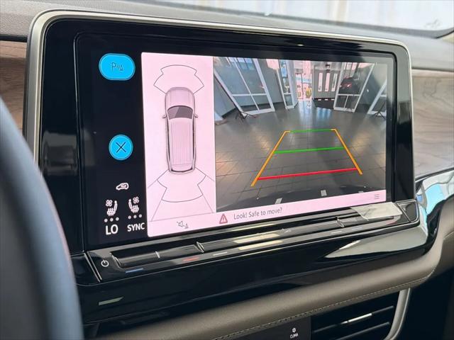 2026 Volkswagen Atlas SE with Technology