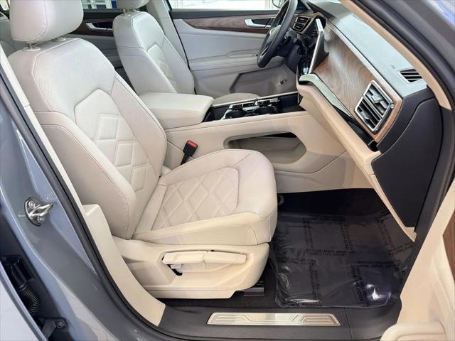 2026 Volkswagen Atlas SE with Technology