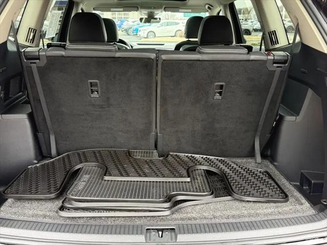 2023 Volkswagen Atlas 3.6L V6 SEL R-Line Black