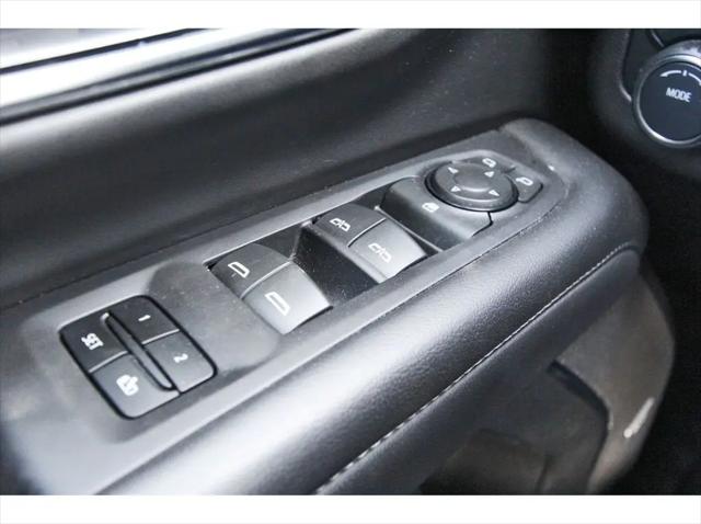 2024 Chevrolet Suburban 4WD LT