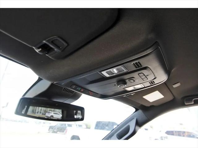 2024 Chevrolet Suburban 4WD LT