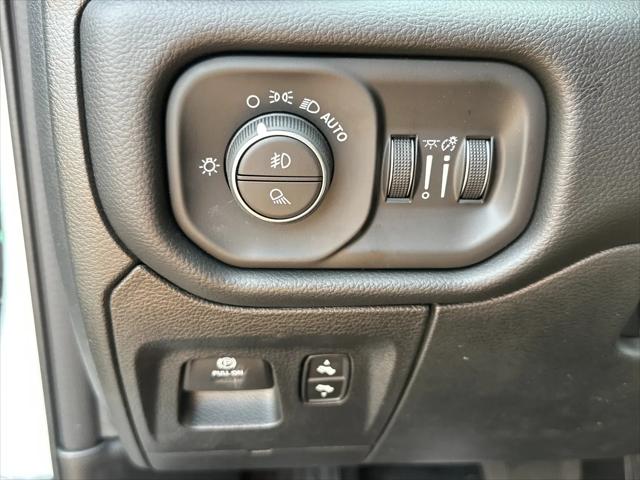 2026 Ram 1500 Laramie Crew Cab 4x4 57 Box