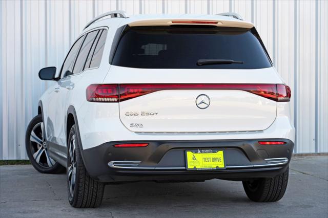 2023 Mercedes-Benz EQB 250 EQB 250+ w/ Pinnacle Package