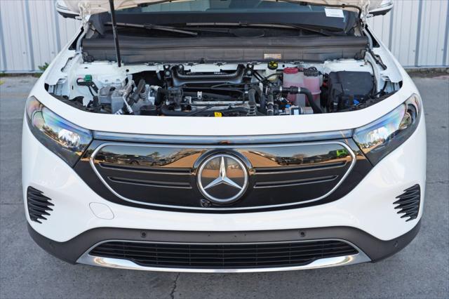 2023 Mercedes-Benz EQB 250 EQB 250+ w/ Pinnacle Package