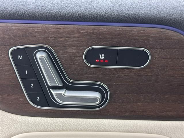 2023 Mercedes-Benz EQB 250 EQB 250+ w/ Pinnacle Package