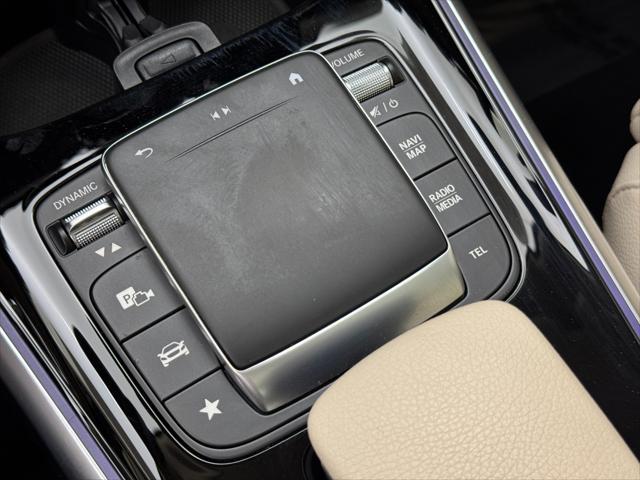 2023 Mercedes-Benz EQB 250 EQB 250+ w/ Pinnacle Package