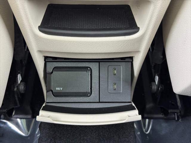 2023 Mercedes-Benz EQB 250 EQB 250+ w/ Pinnacle Package
